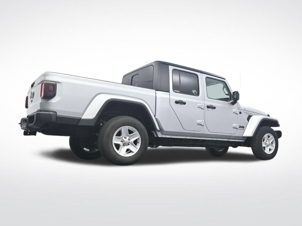 Used 2023 Jeep Gladiator Sport AWD/4WD image 31