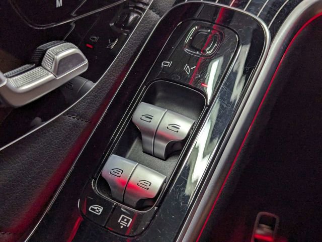 Used 2021 Mercedes-Benz S 580 4MATIC Sedan image 17