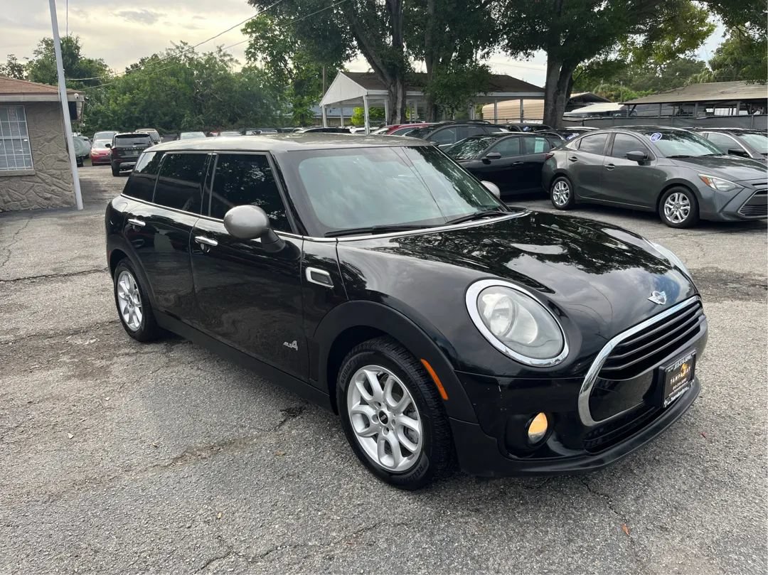 Used 2017 MINI Cooper Clubman ALL4 AWD/4WD image 3