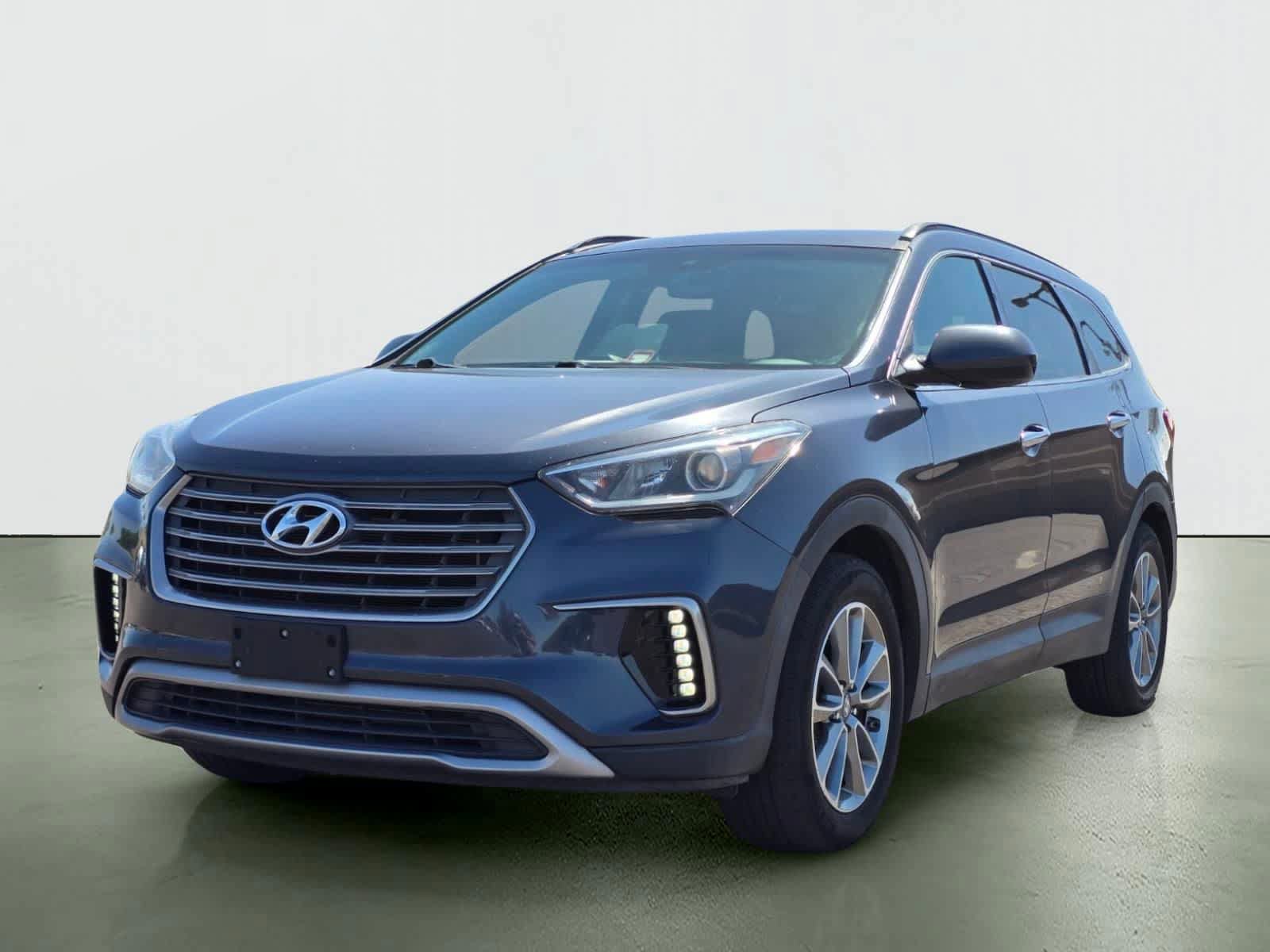 Used 2017 Hyundai Santa Fe SE FWD video 2