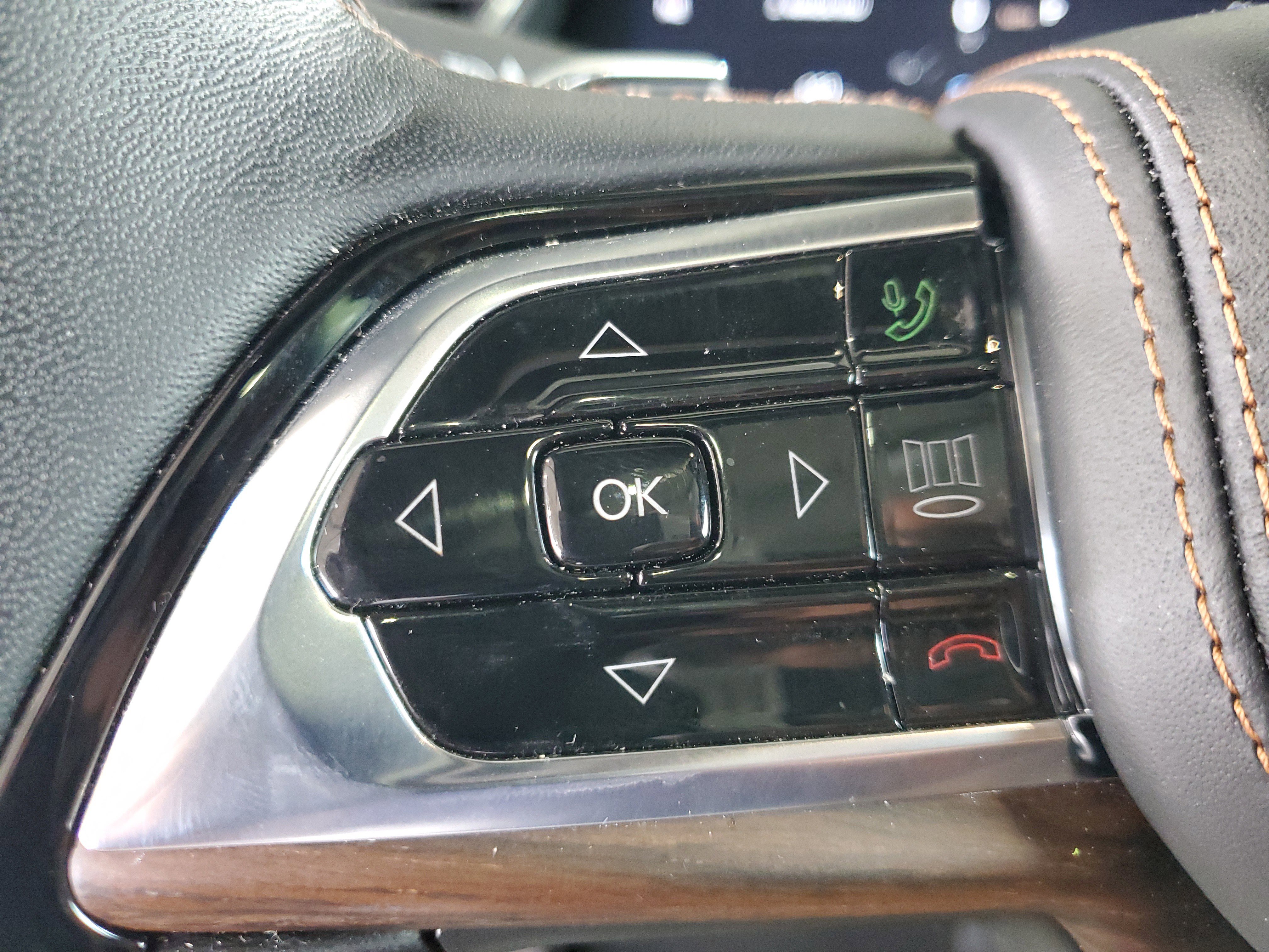 Certified 2024 Jeep Grand Cherokee L Summit w/ High Altitude Package AWD/4WD image 23
