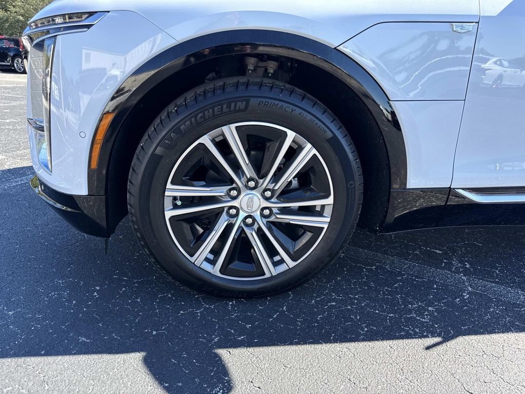 New 2026 Cadillac Lyriq Premium Luxury image 10