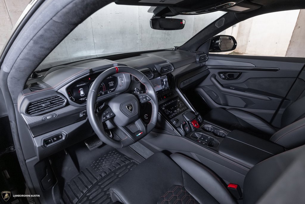 Used 2024 Lamborghini Urus S image 26
