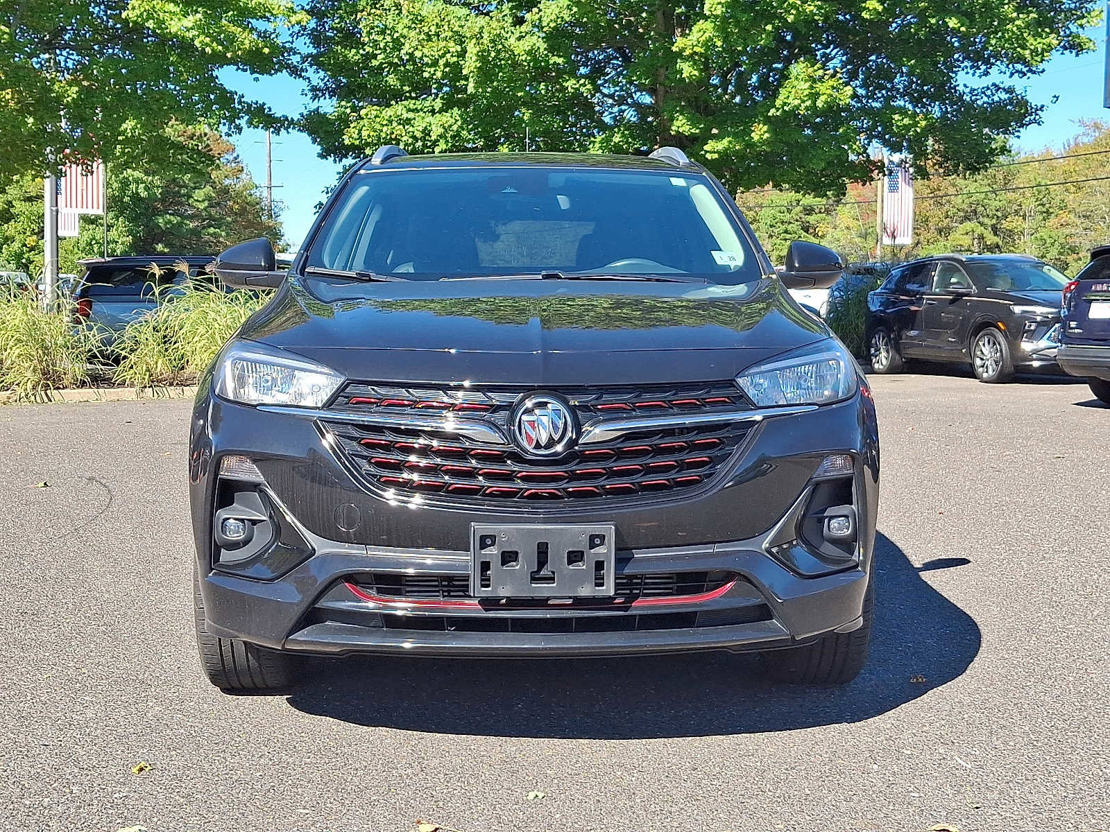 Used 2023 Buick Encore GX Select w/ Sport Touring Package image 2