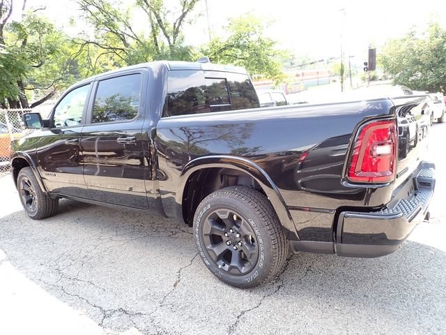 New 2027 RAM 1500 4x4 Crew Cab image 3