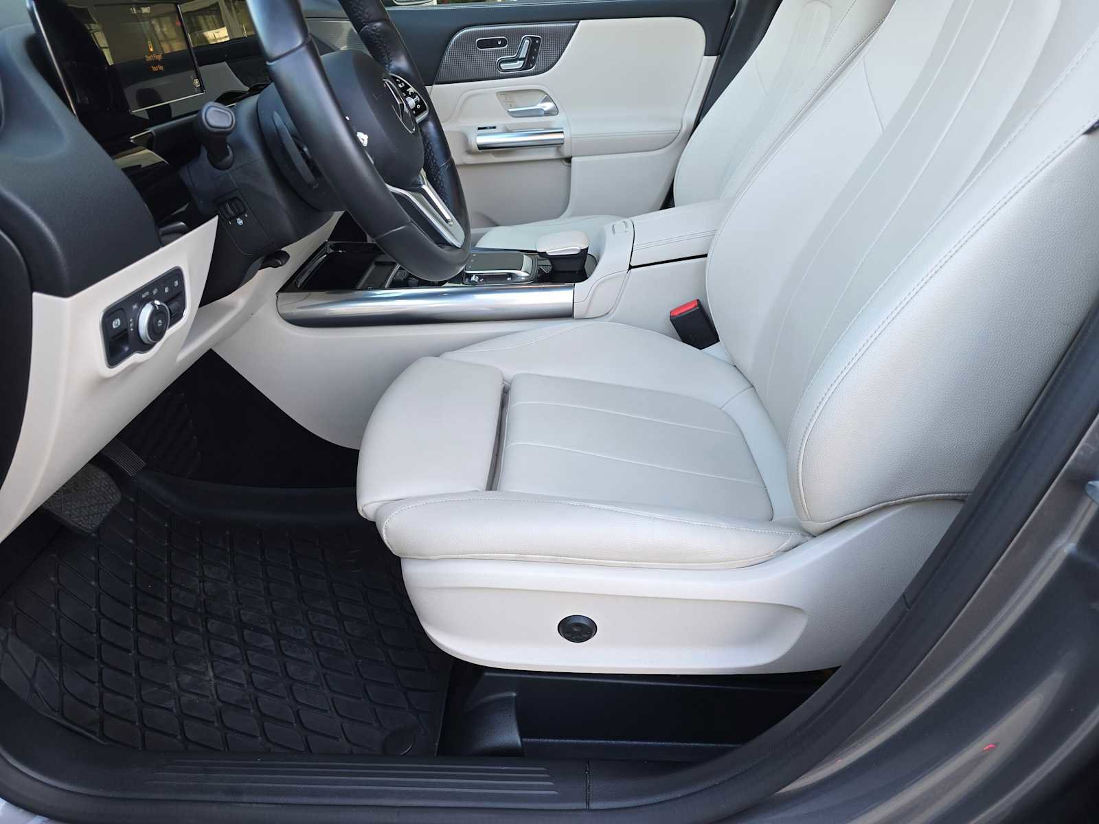 Used 2021 Mercedes-Benz GLA 250 GLA 250 image 23