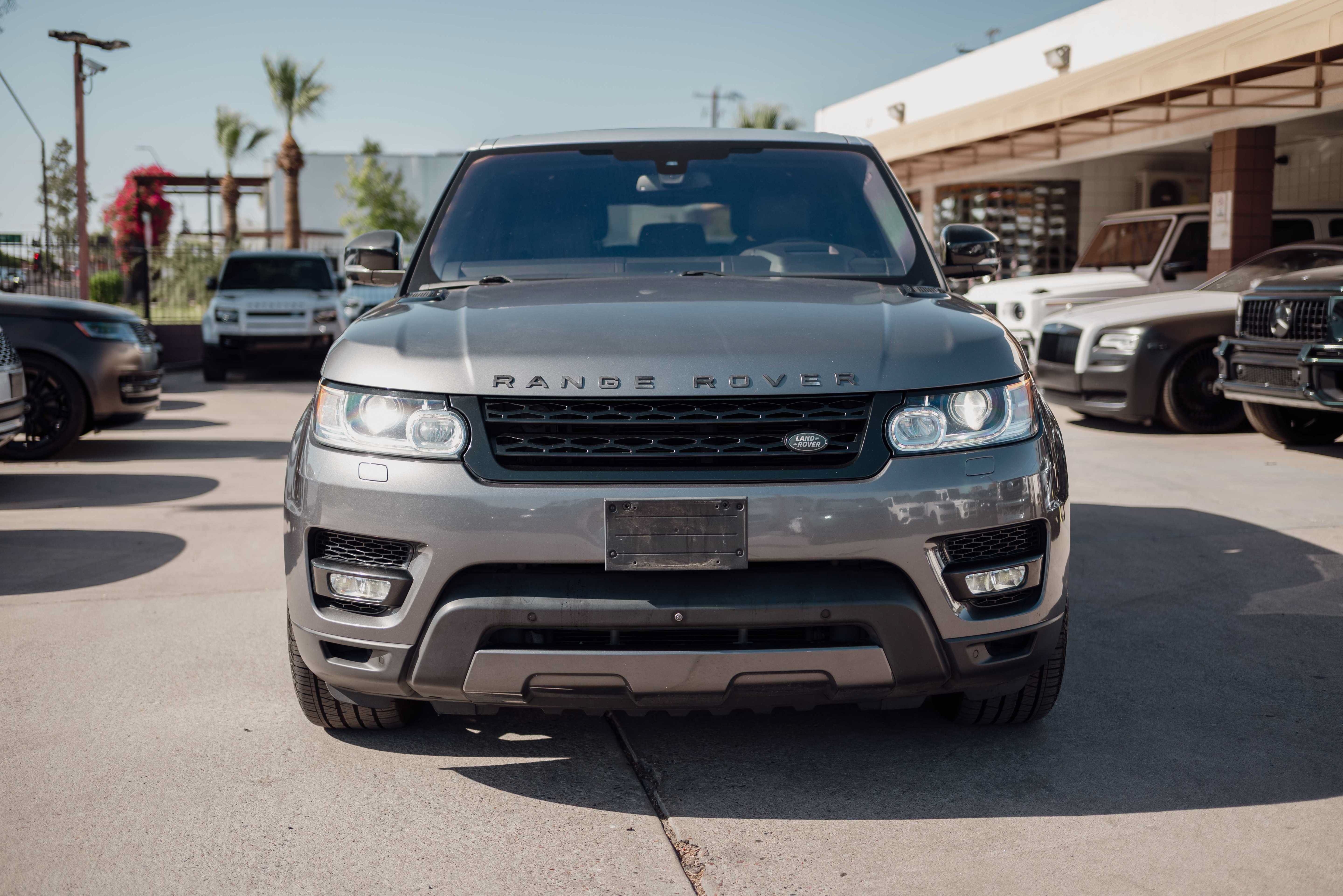 Used 2016 Land Rover Range Rover Sport Supercharged AWD/4WD image 2