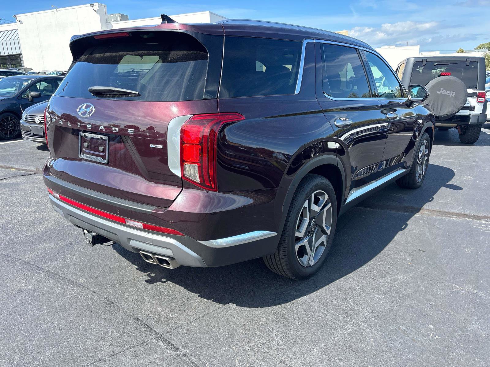 Used 2024 Hyundai Palisade Limited AWD/4WD image 5