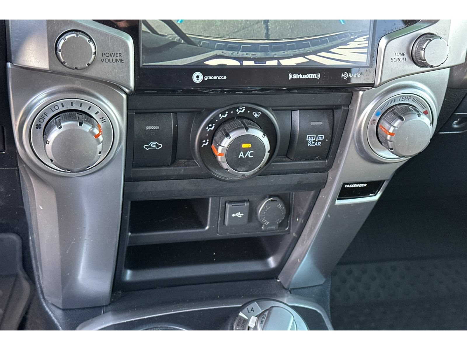Used 2021 Toyota 4Runner SR5 Premium w/ Moonroof Package AWD/4WD image 24