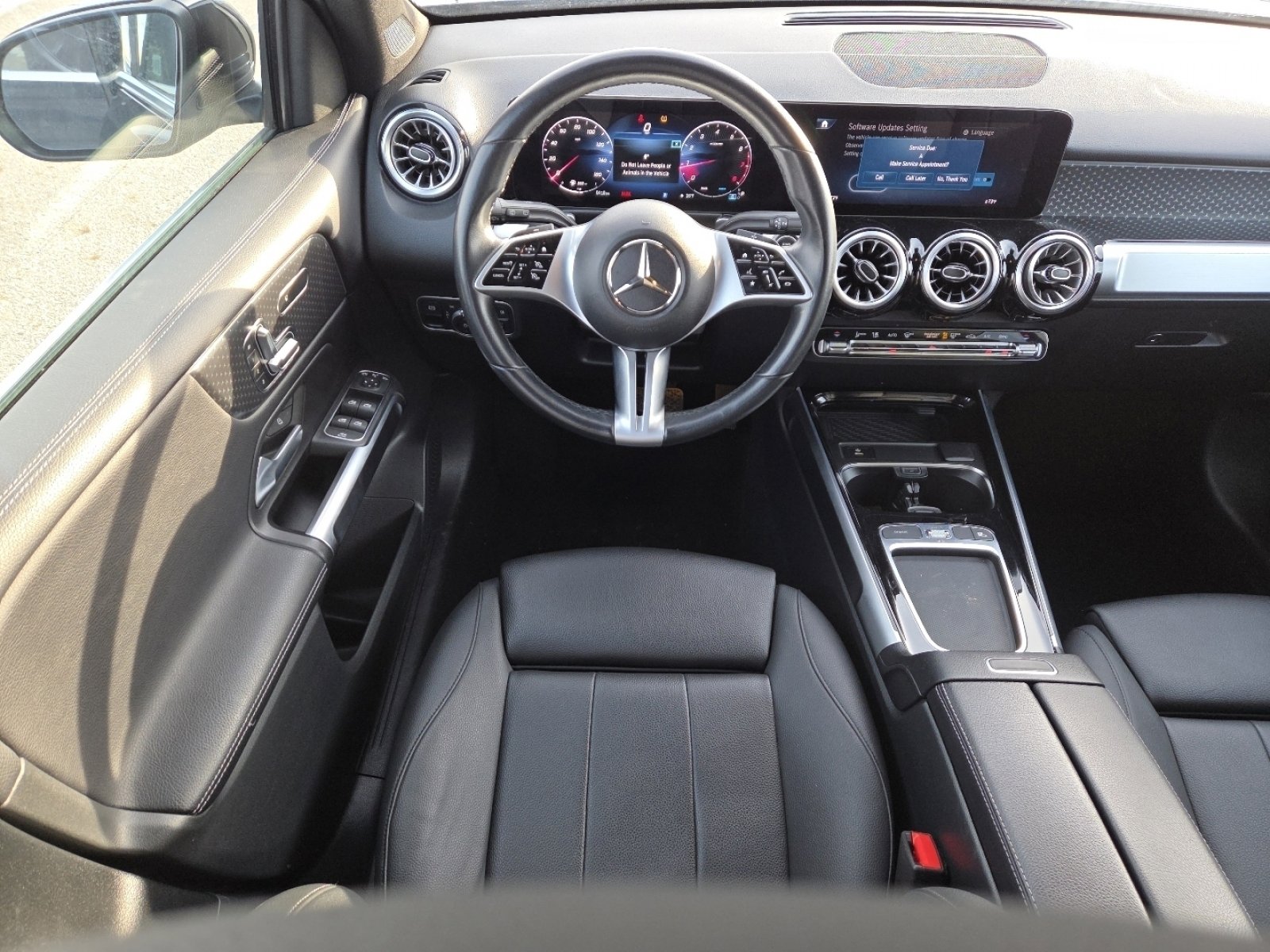 Used 2024 Mercedes-Benz GLB 250 image 22