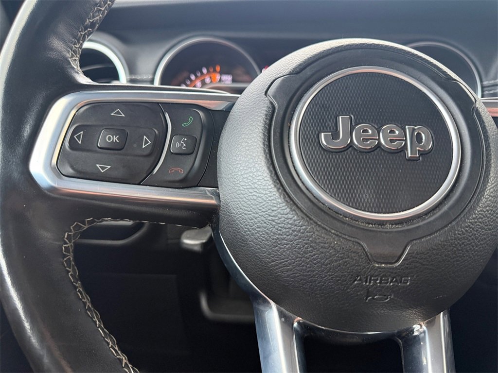 Used 2020 Jeep Gladiator Overland w/ LED Lighting Group image 25