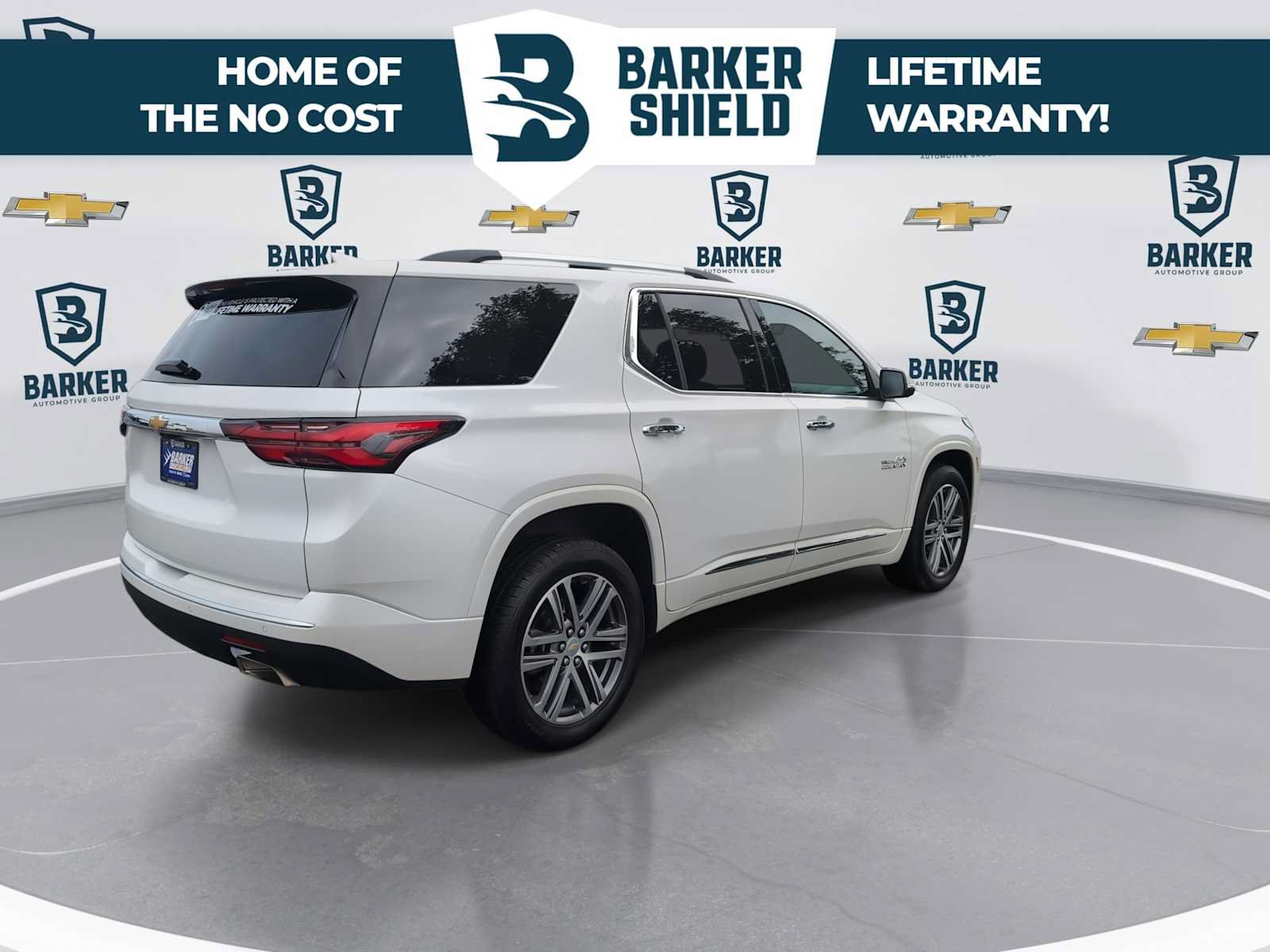 Used 2023 Chevrolet Traverse High Country FWD image 8