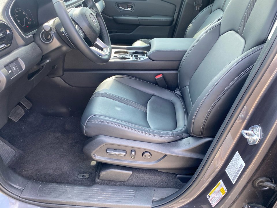 Certified 2025 Honda Pilot EX-L image 11
