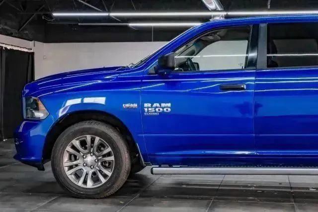 Used 2019 RAM 1500 Express w/ Express Value Package AWD/4WD image 13