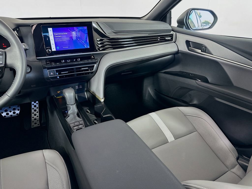 Certified 2025 Toyota Camry SE image 23