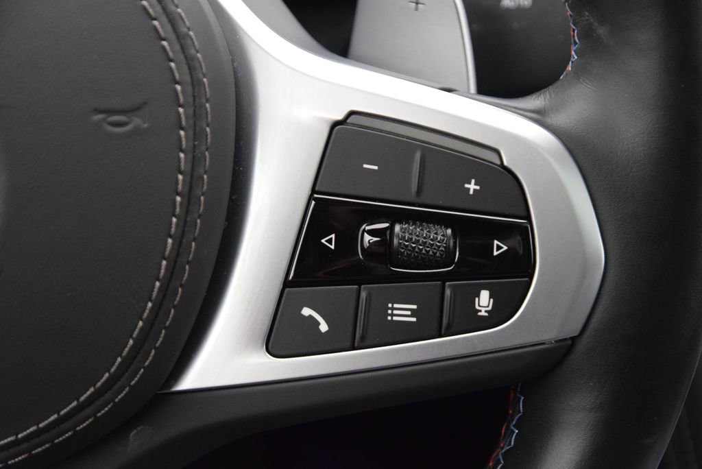 Used 2025 BMW M850i xDrive image 27