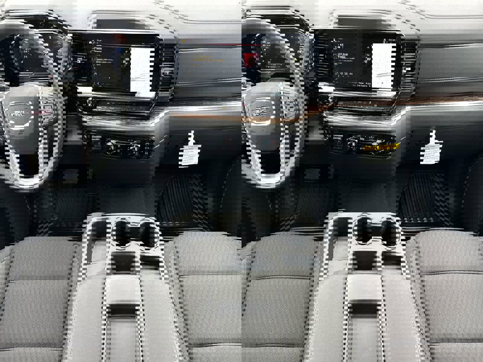 New 2026 GMC Sierra 1500 SLE w/ LPO, Black Badging Package image 12