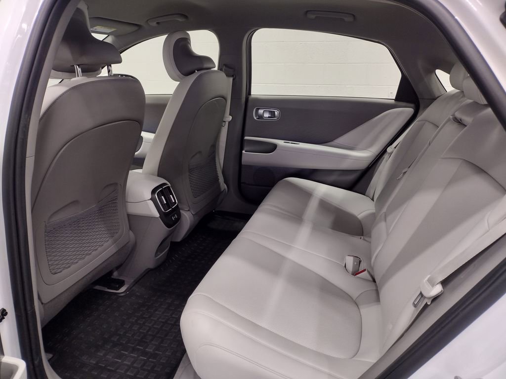 Certified 2025 Hyundai Ioniq 6 SEL image 23