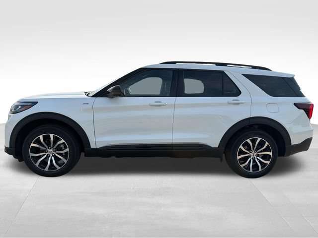 New 2026 Ford Explorer ST-Line AWD/4WD image 3