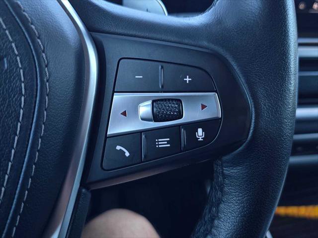 Used 2025 BMW X5 xDrive50e image 32