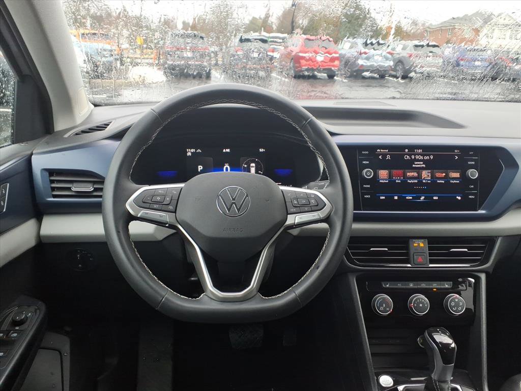 Certified 2023 Volkswagen Taos SE image 14