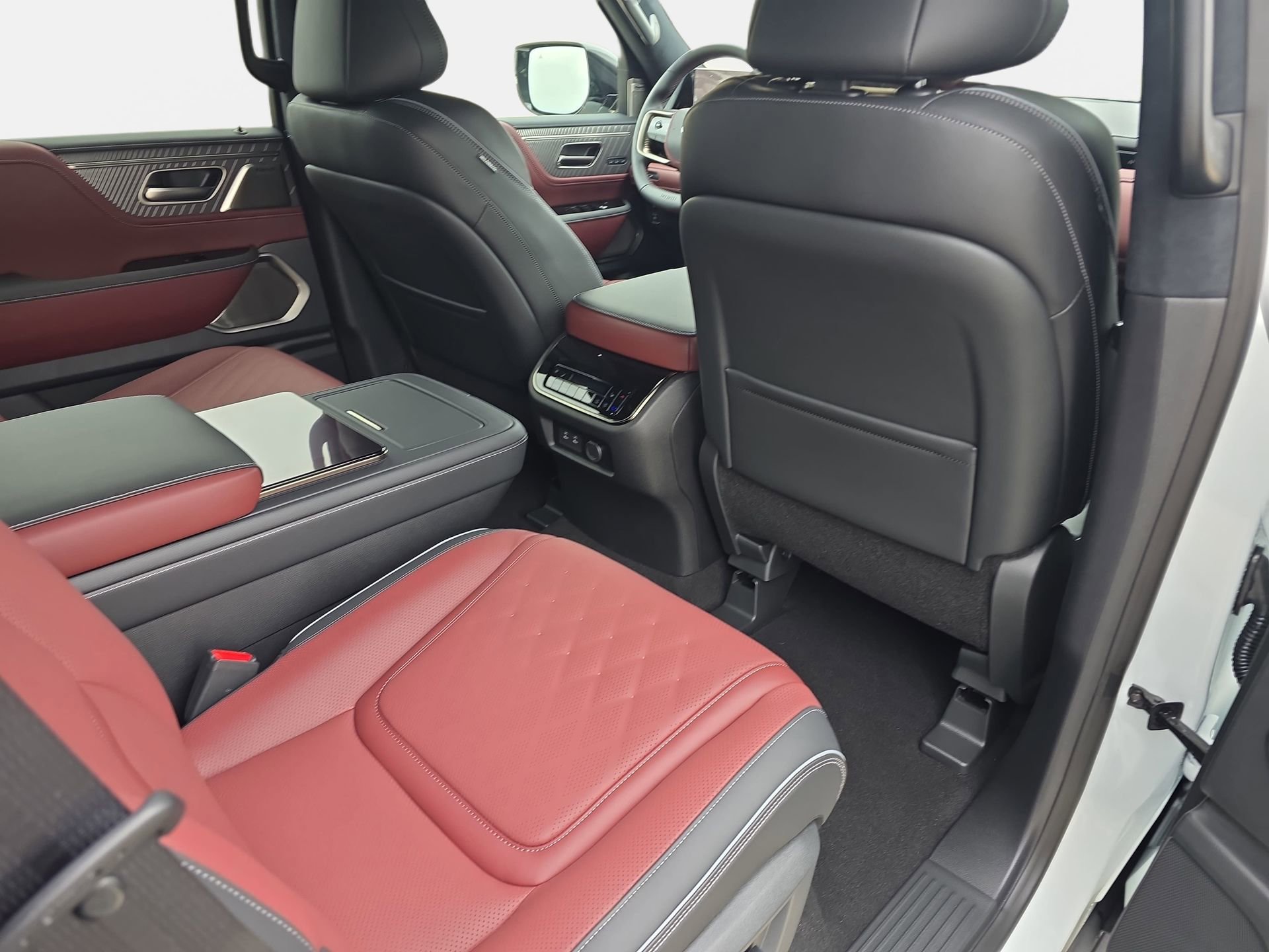 New 2026 INFINITI QX80 Autograph AWD/4WD image 11