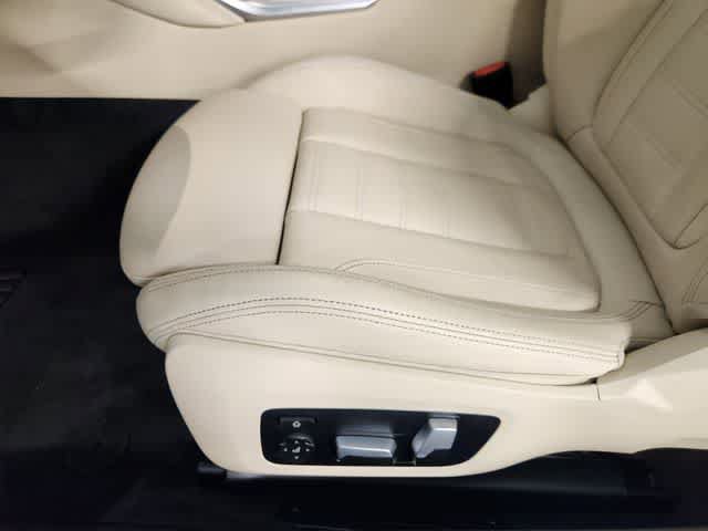 Used 2021 BMW 430i Coupe w/ M Sport Package RWD image 43