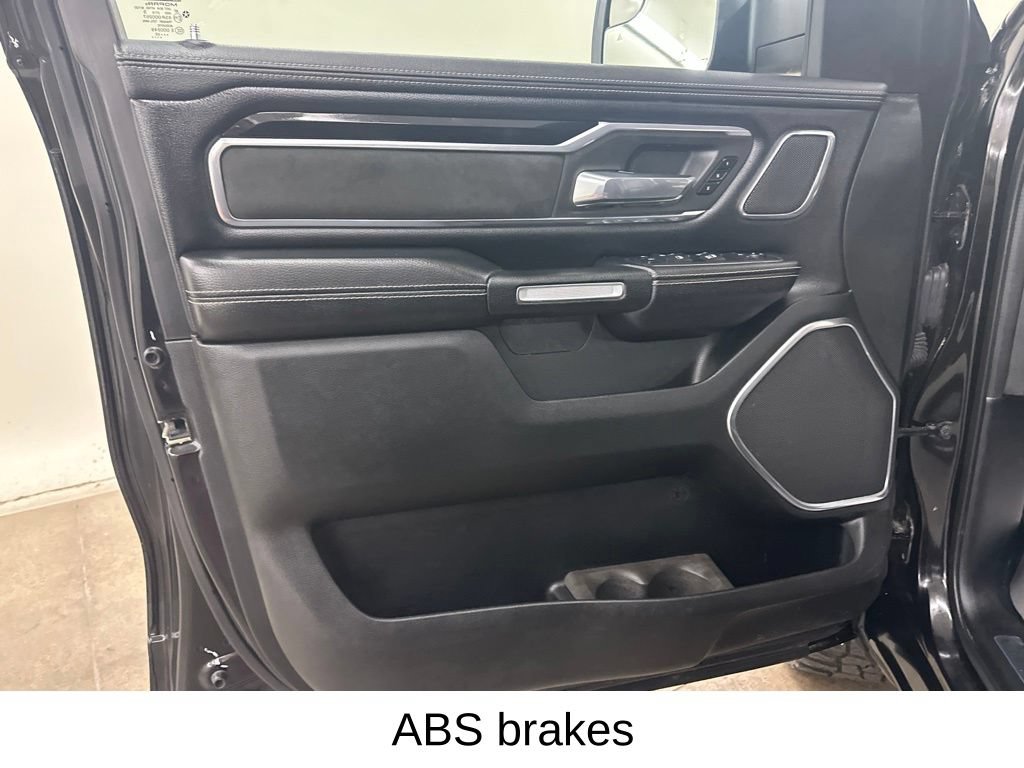 Used 2019 RAM 1500 Laramie AWD/4WD image 36