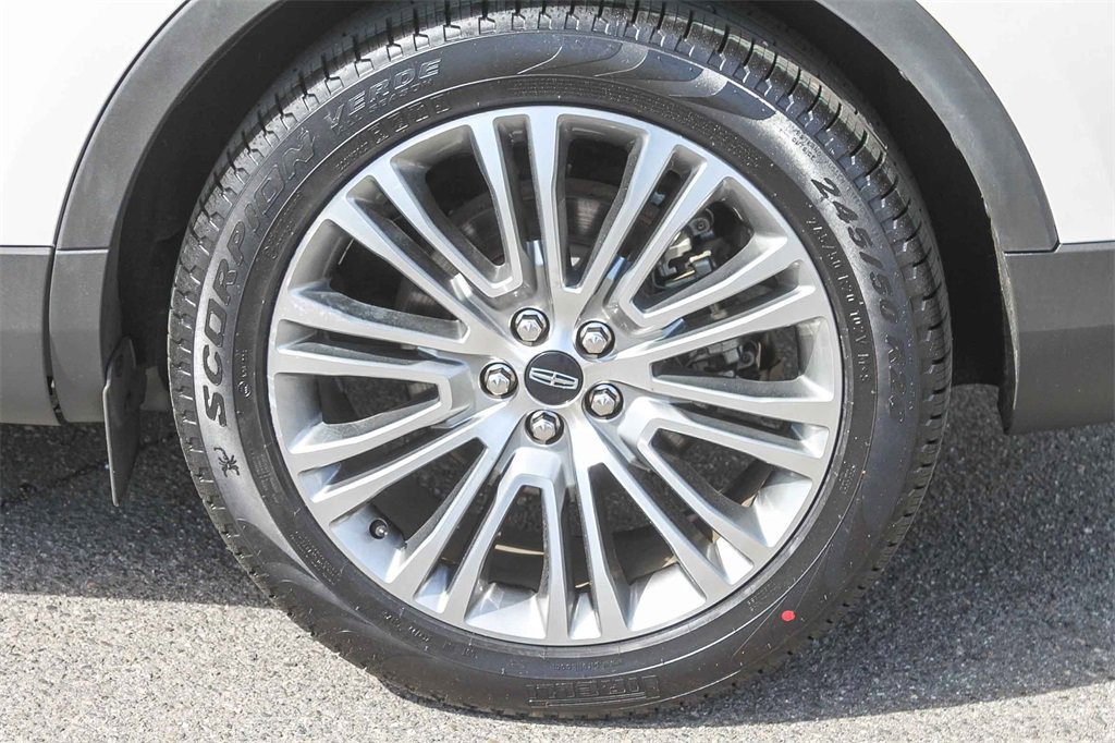 Used 2018 Lincoln MKX Reserve w/ Driver Assistance Package image 12