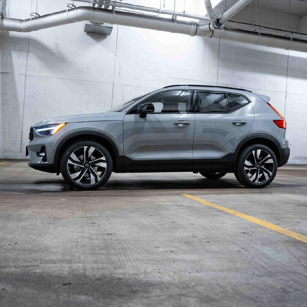 New 2026 Volvo XC40 B5 Ultra w/ Protection Package Premier AWD/4WD image 3