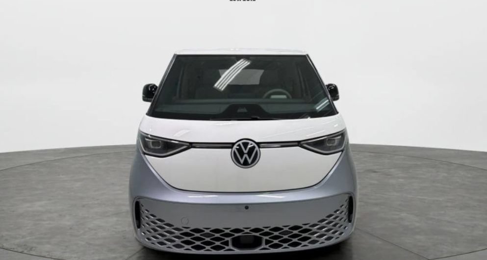 Used 2025 Volkswagen ID. Buzz 1st Edition AWD/4WD image 7
