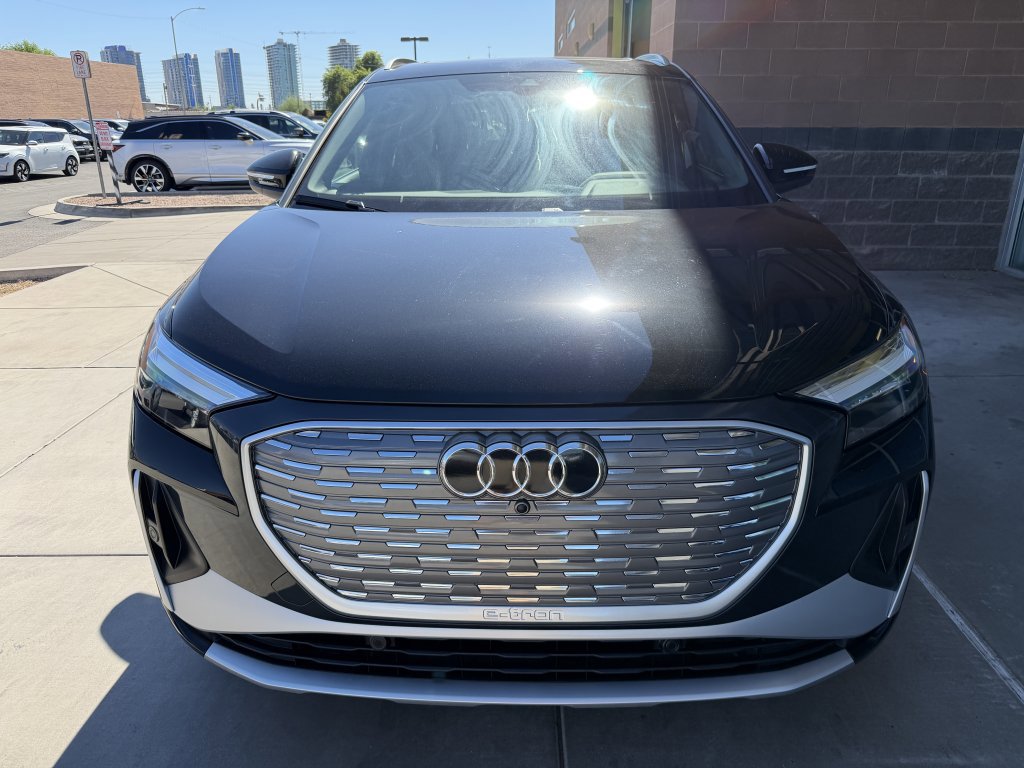 Used 2024 Audi Q4 e-tron Premium image 10