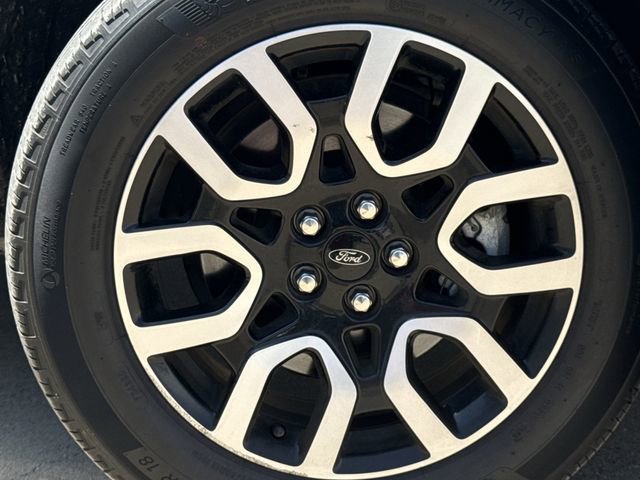 Used 2024 Ford Maverick Lariat FWD image 9