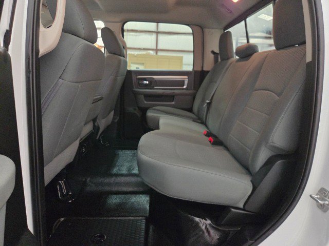 Used 2018 RAM 3500 SLT w/ Cold Weather Group image 10