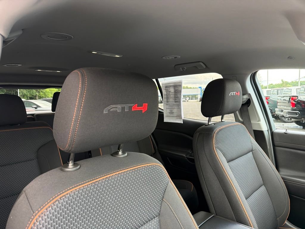 Used 2023 GMC Acadia AT4 AWD/4WD image 40