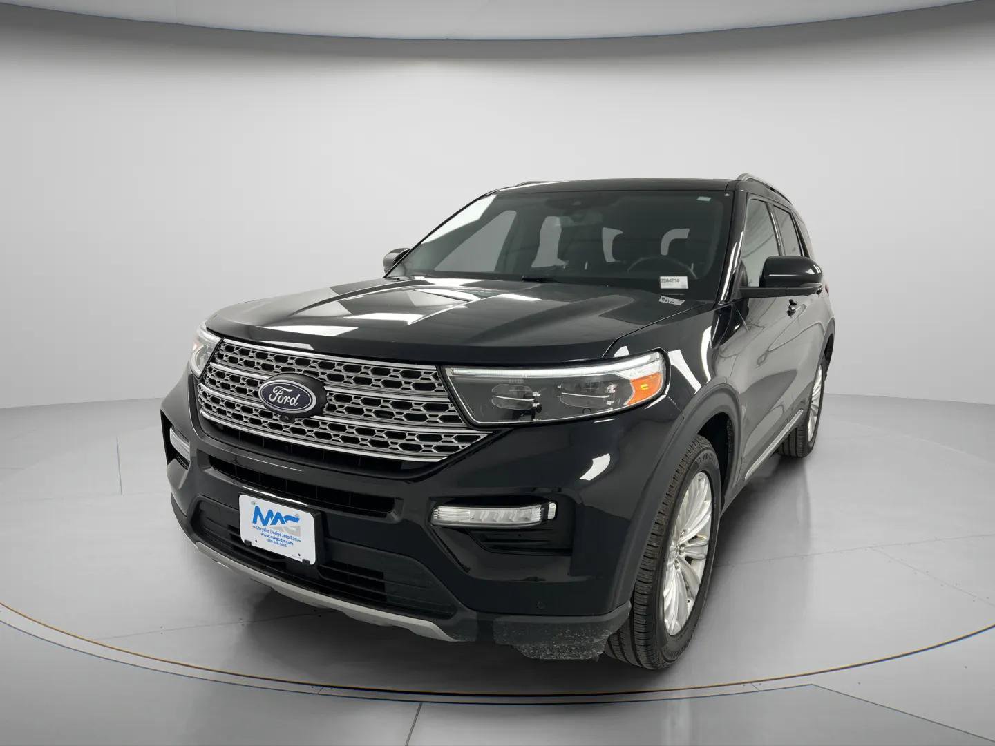 Used 2020 Ford Explorer Limited AWD/4WD image 4