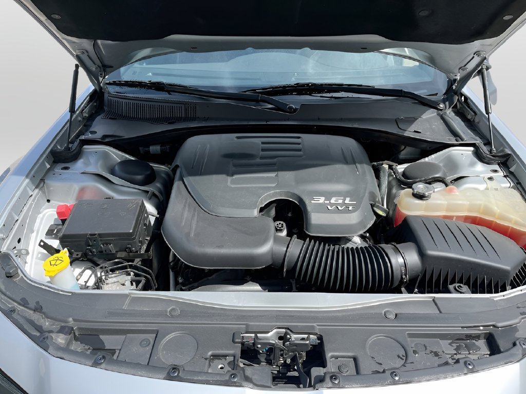 Used 2023 Chrysler 300 S RWD image 32