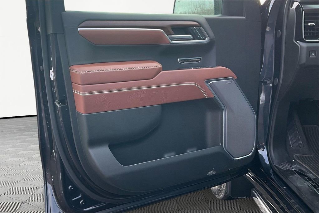 Used 2025 GMC Sierra 1500 Denali Ultimate image 24
