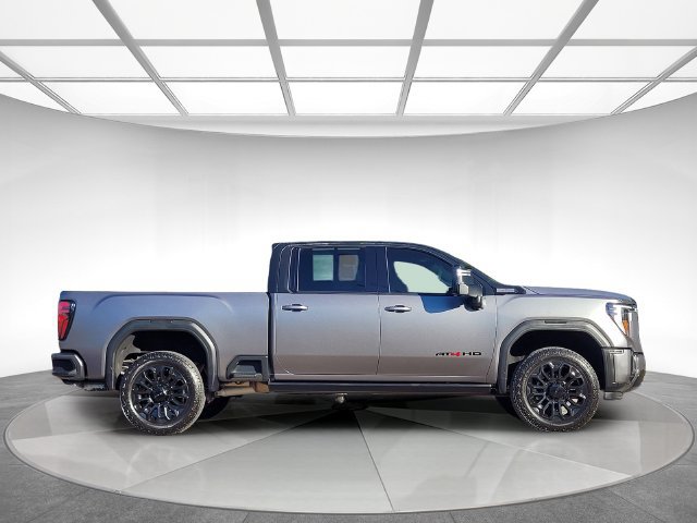 Used 2024 GMC Sierra 2500 AT4 w/ AT4 Premium Plus Package AWD/4WD image 3