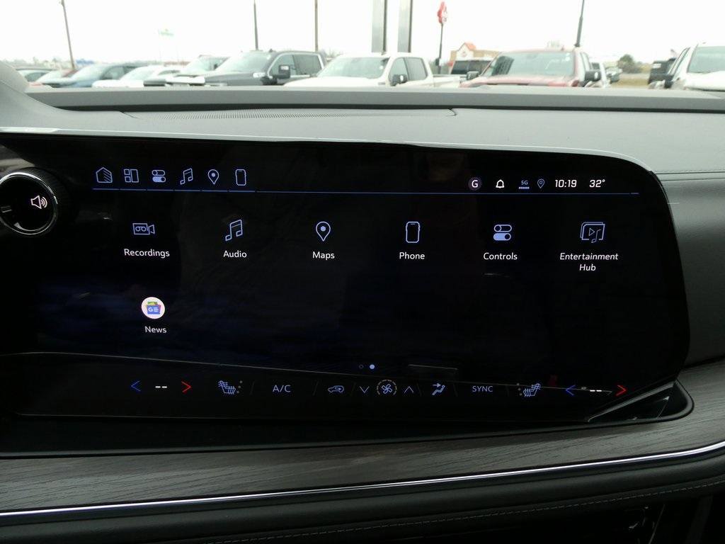 New 2026 Chevrolet Suburban Z71 w/ Z71 Off-Road Package image 32