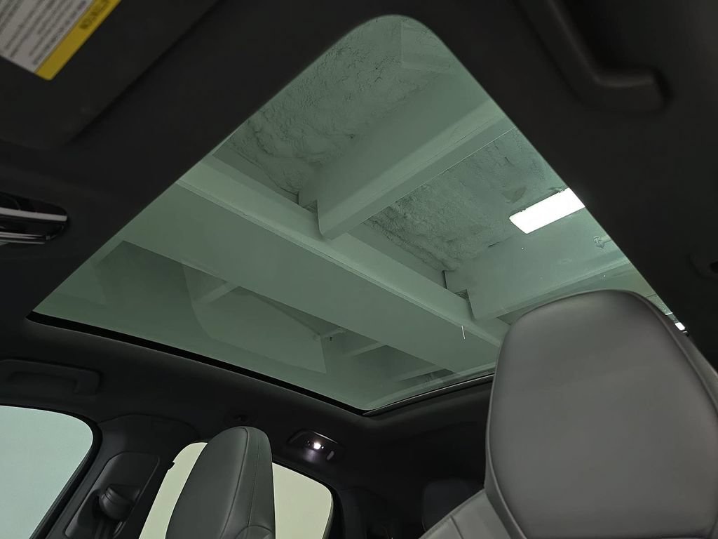 Certified 2020 Porsche Cayenne AWD/4WD image 26