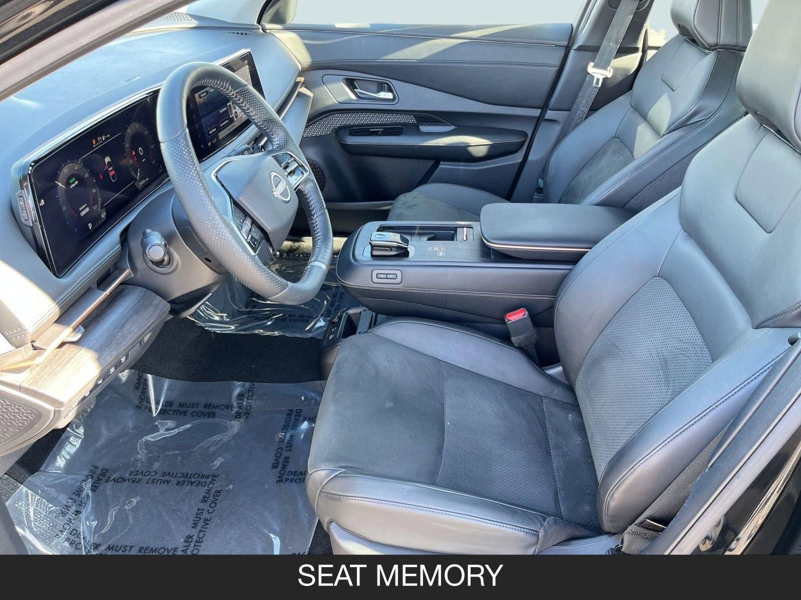 Used 2023 Nissan Ariya Engage image 14