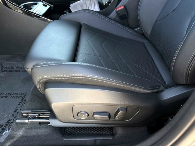 Used 2025 BMW X1 xDrive28i AWD/4WD image 49