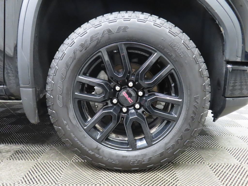 Used 2025 GMC Sierra 1500 Elevation AWD/4WD image 9