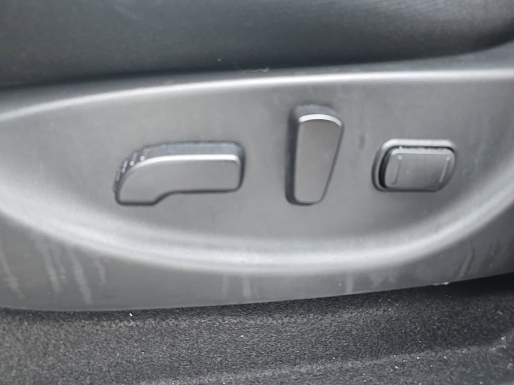 Used 2023 Nissan Leaf SV Plus image 16