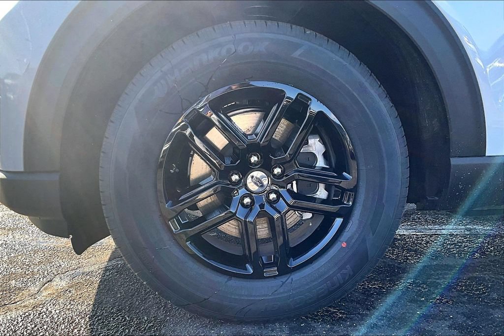 New 2026 Ford Explorer Active w/ Active Comfort Package RWD image 12