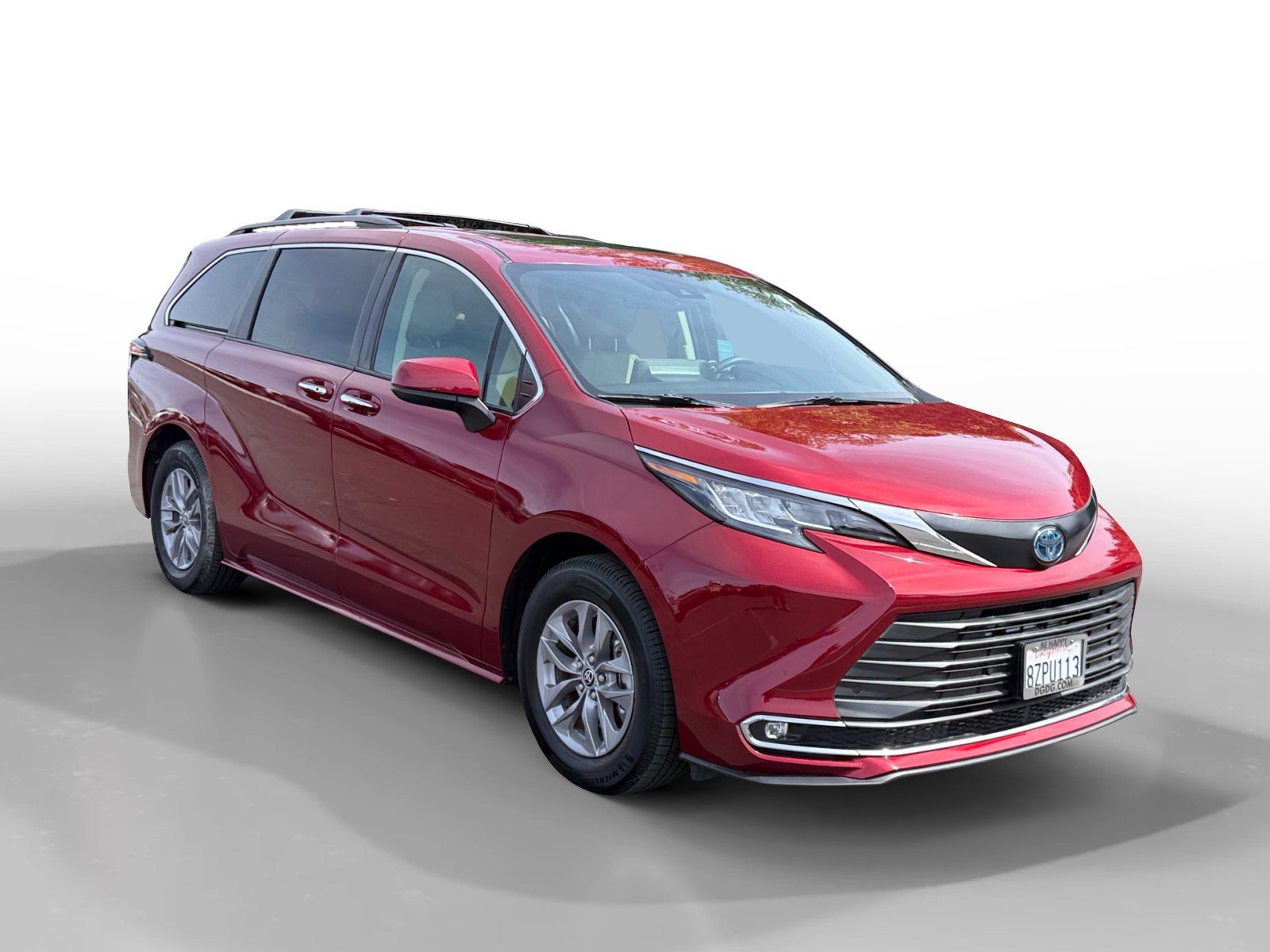 Used 2022 Toyota Sienna XLE w/ XLE Plus Package image 7