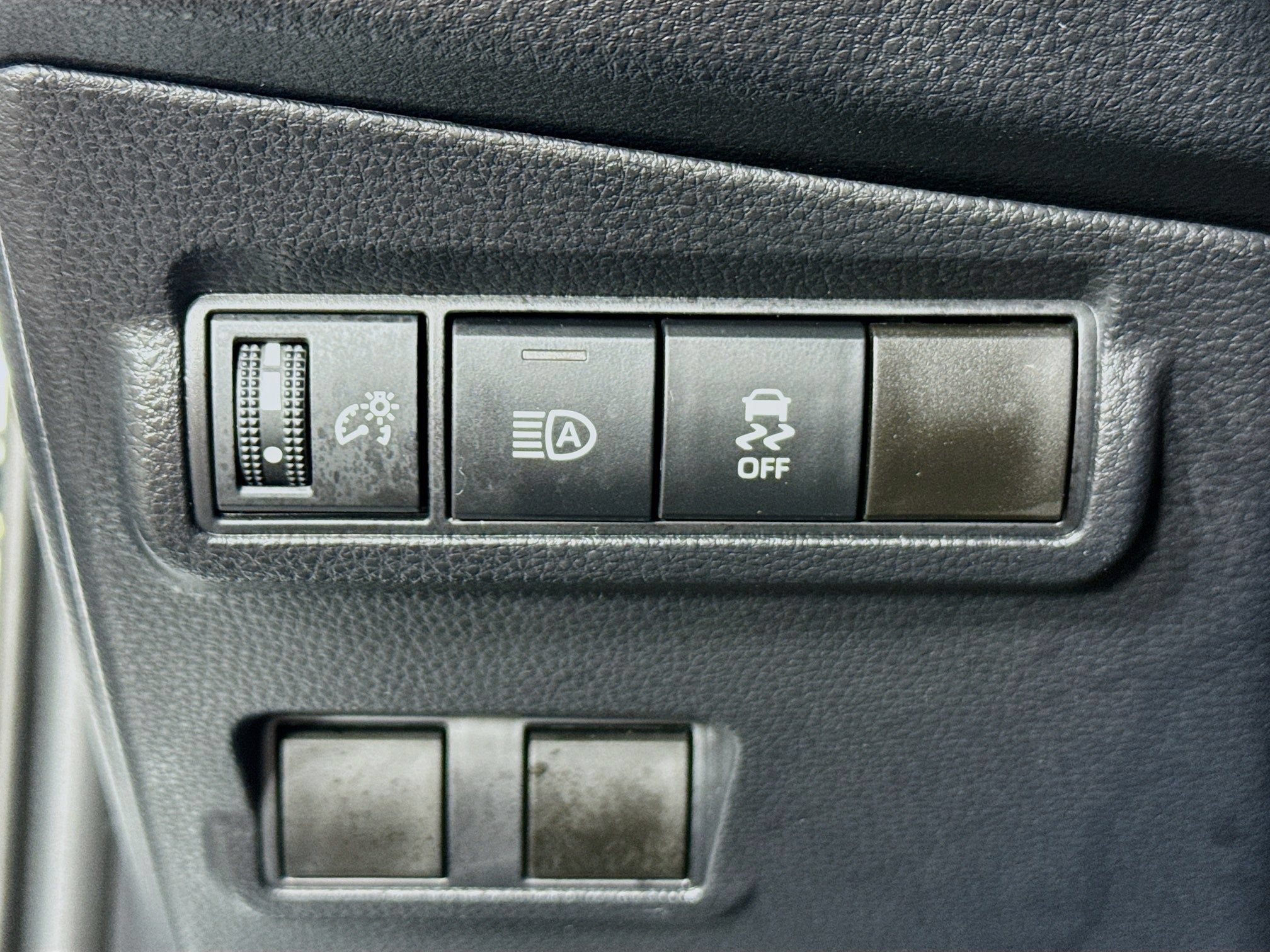Certified 2026 Toyota Corolla Cross LE AWD/4WD image 11