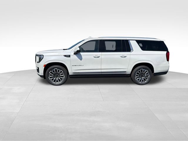 Used 2024 GMC Yukon XL Denali Ultimate AWD/4WD image 2