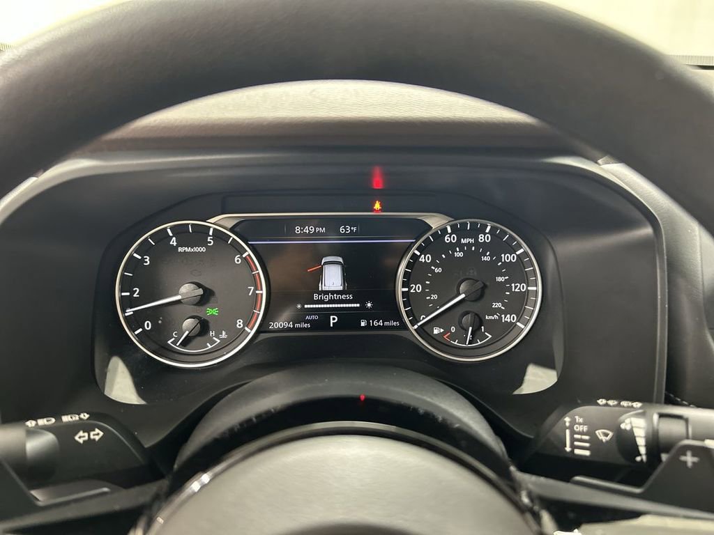 Used 2023 Nissan Rogue SV AWD/4WD image 13